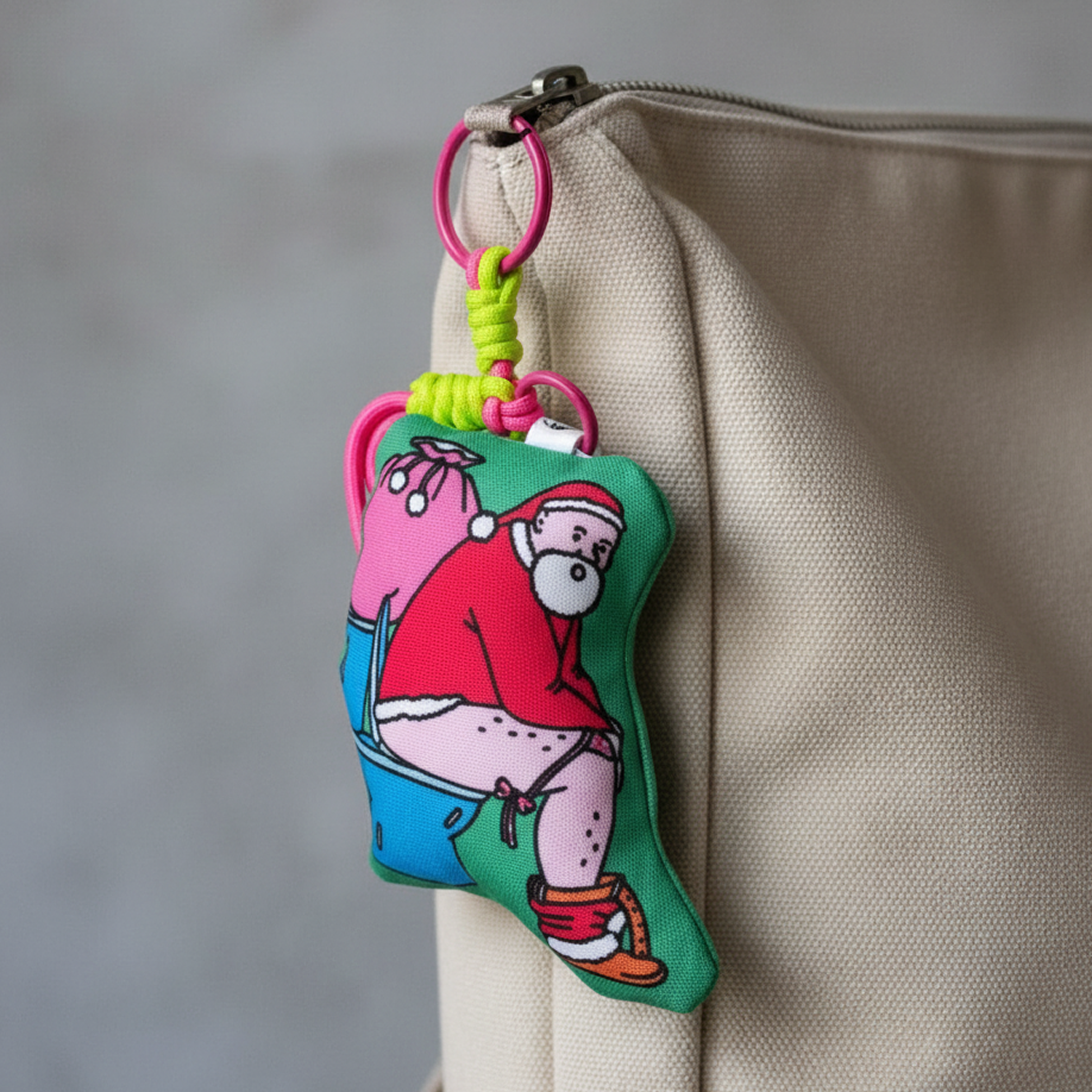 “Ong Gia Noel” Keychain